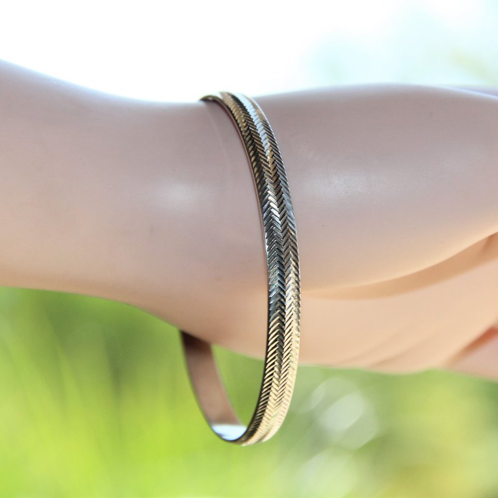 Sterling Silver Diamond Cut Bangle Bracelet